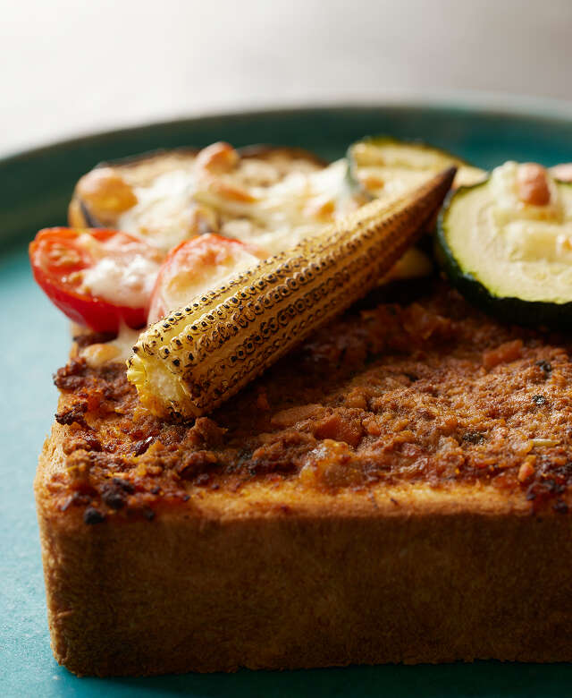 カレーチーズと野菜トースト イメージ