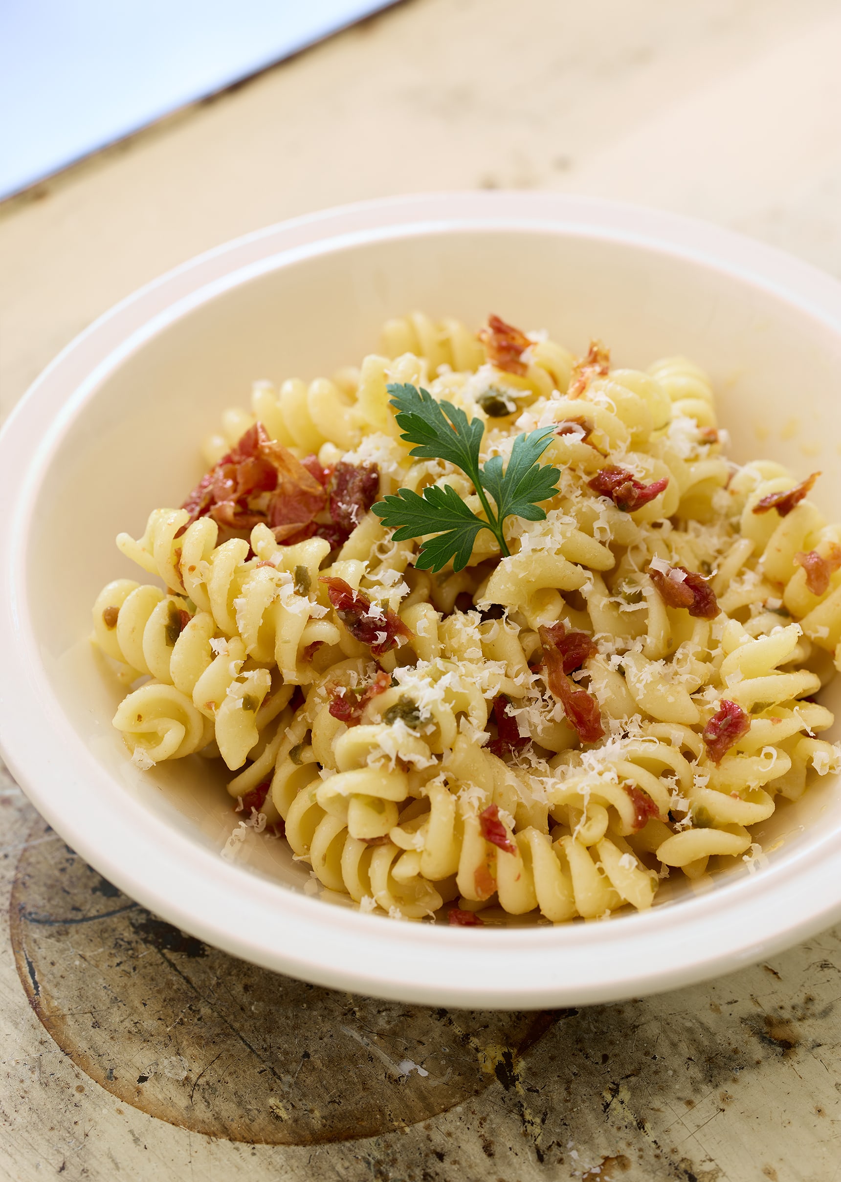セミドライトマトとケッパーのパスタサラダ イメージ